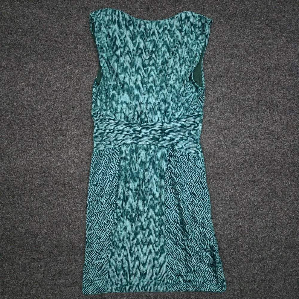 Free People Womens Medium‎ Emerald Green Textured Velvet Dress Sleeveless V-Neck